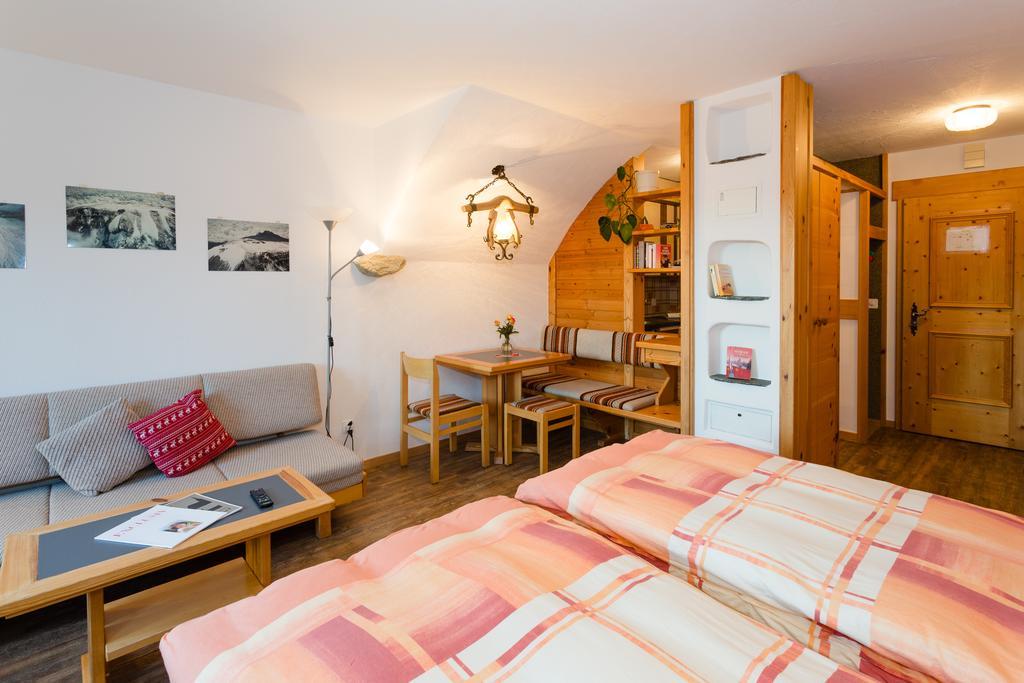 Hotel B&B Susom Surlej Silvaplana Buitenkant foto